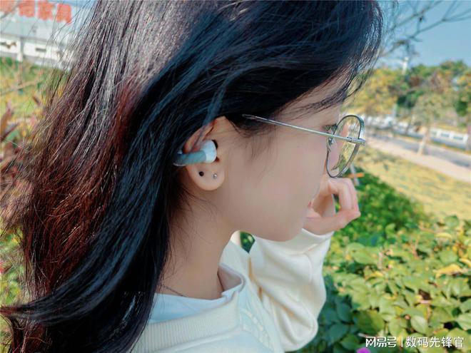 测：真百元舒适度与清音完美结合！爱游戏平台虹觅Air耳夹式耳机评(图5)